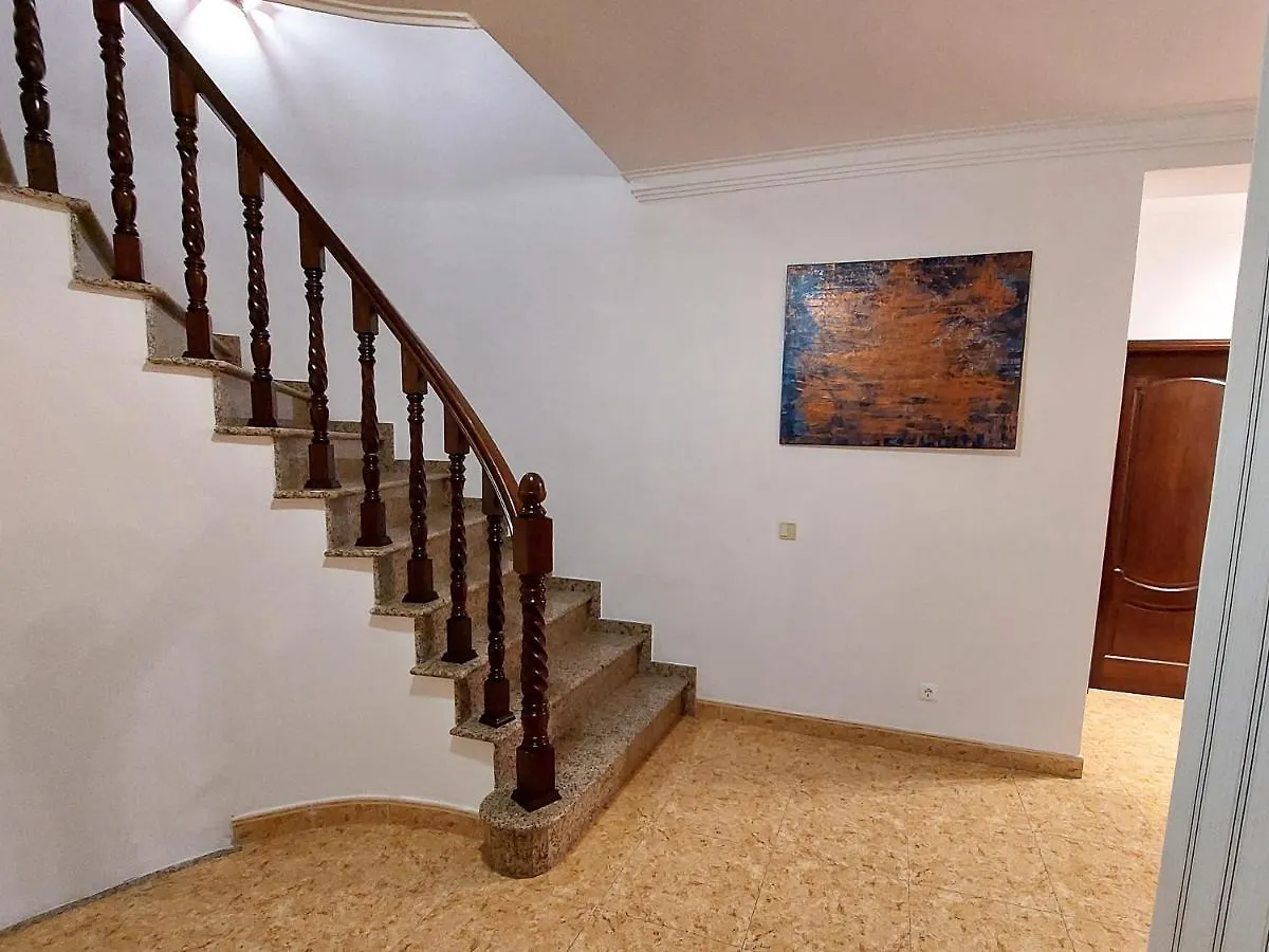Villa Margot: Grande Moradia Com Piscina Olhao