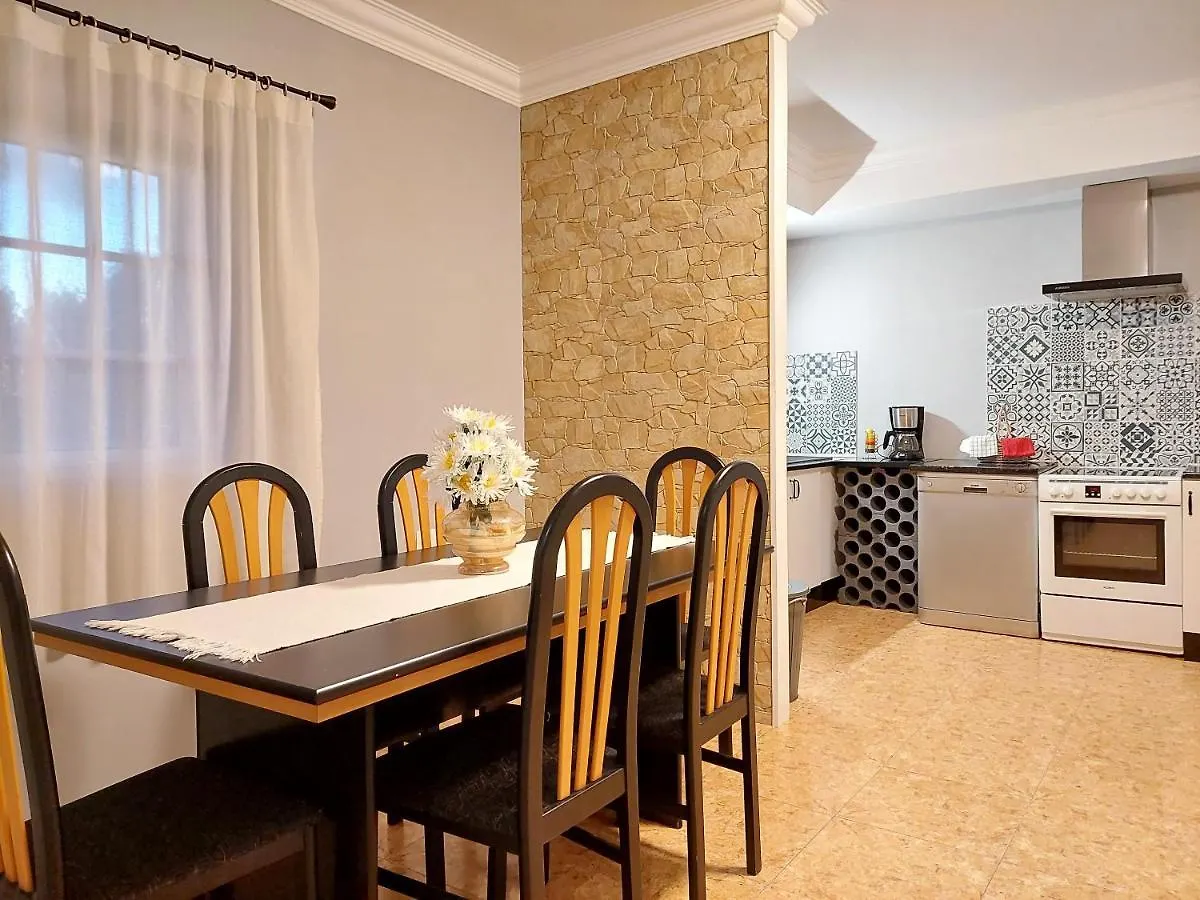 Villa Margot: Grande Moradia Com Piscina Olhao