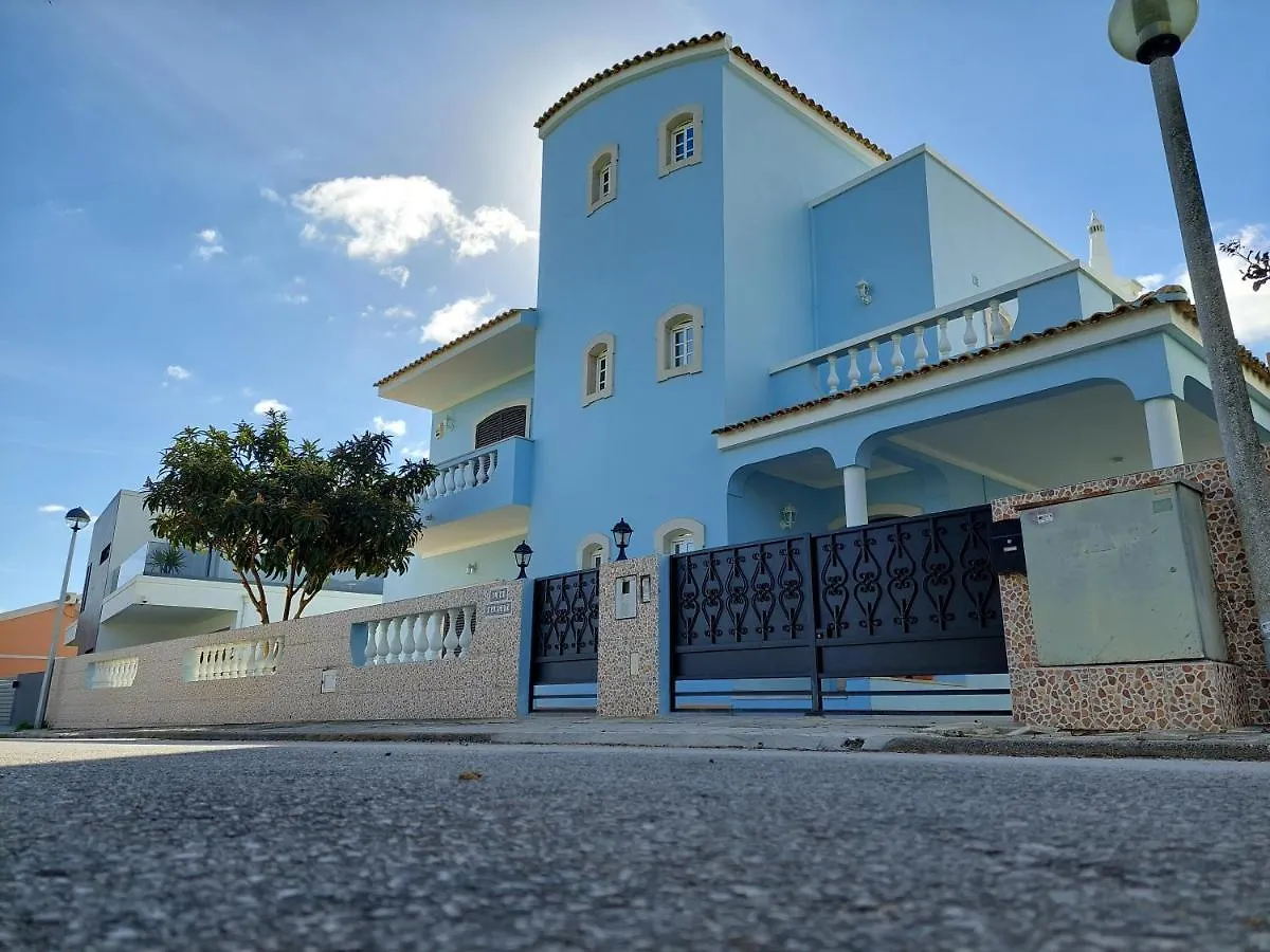 Villa Margot: Grande Moradia Com Piscina Olhao