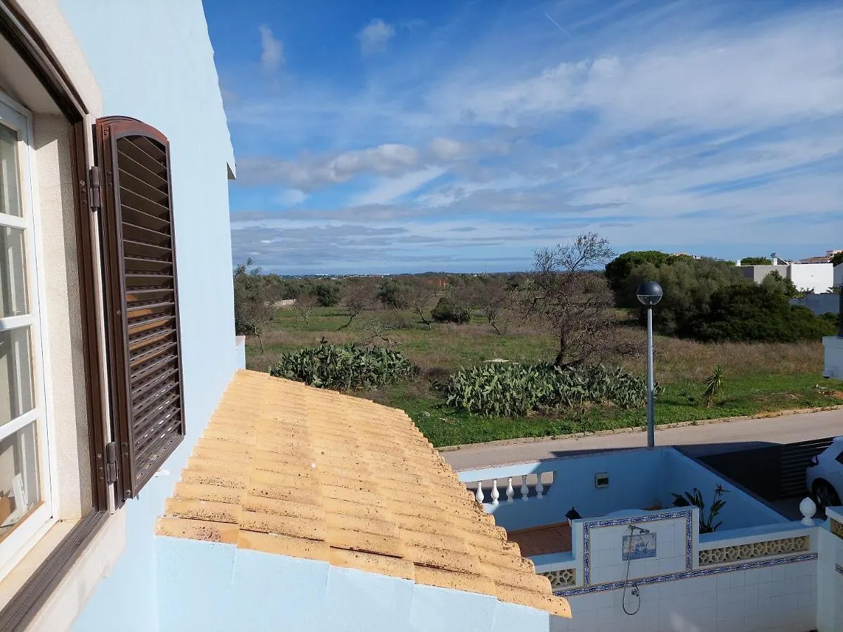 Villa Margot: Grande Moradia Com Piscina Olhao