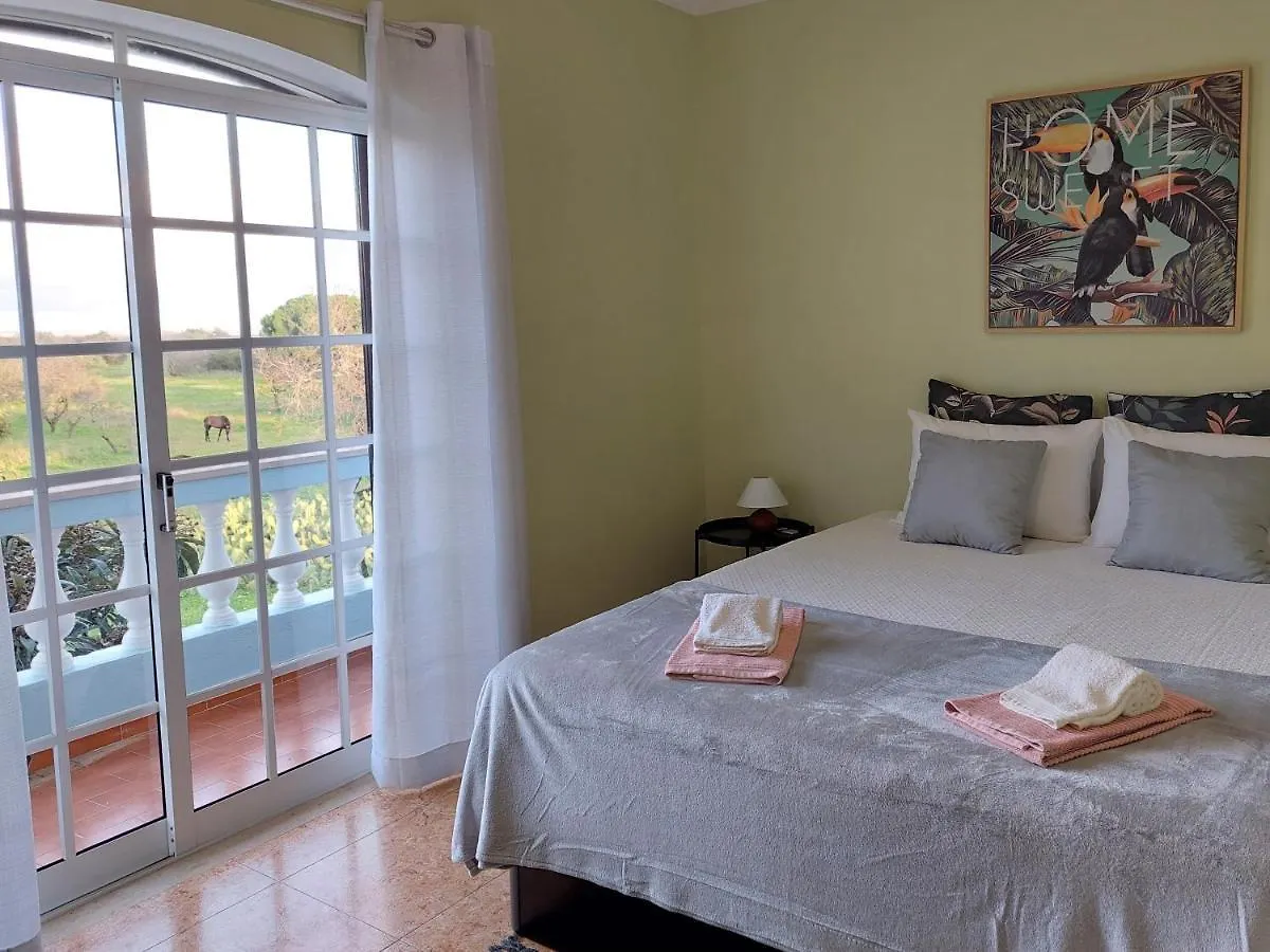 Villa Margot: Grande Moradia Com Piscina Olhão
