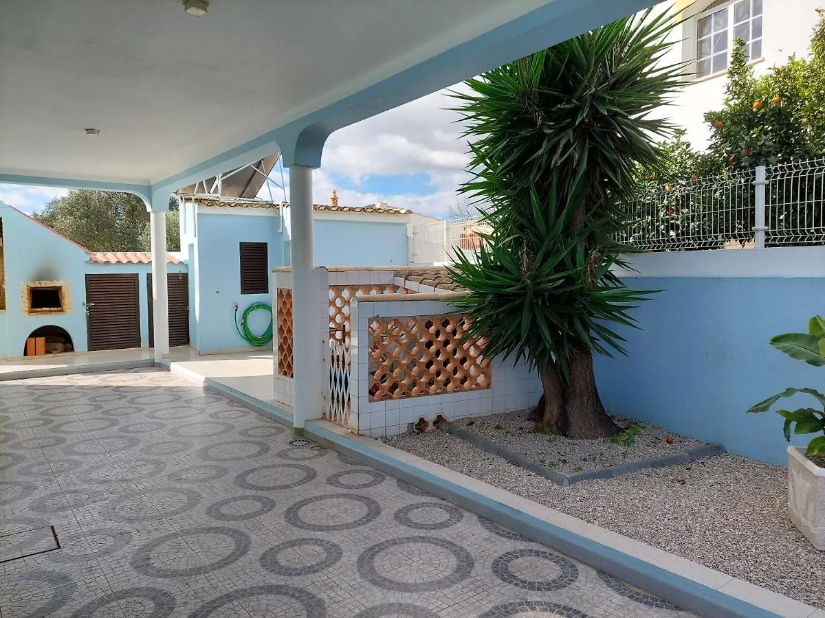 Villa Margot: Grande Moradia Com Piscina Olhão
